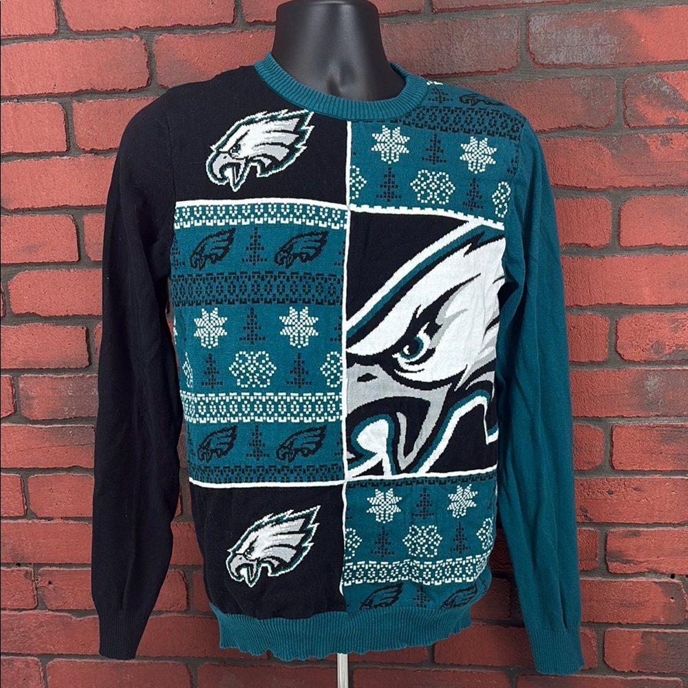 NFL‎ Sweater Womans Medium Eagles